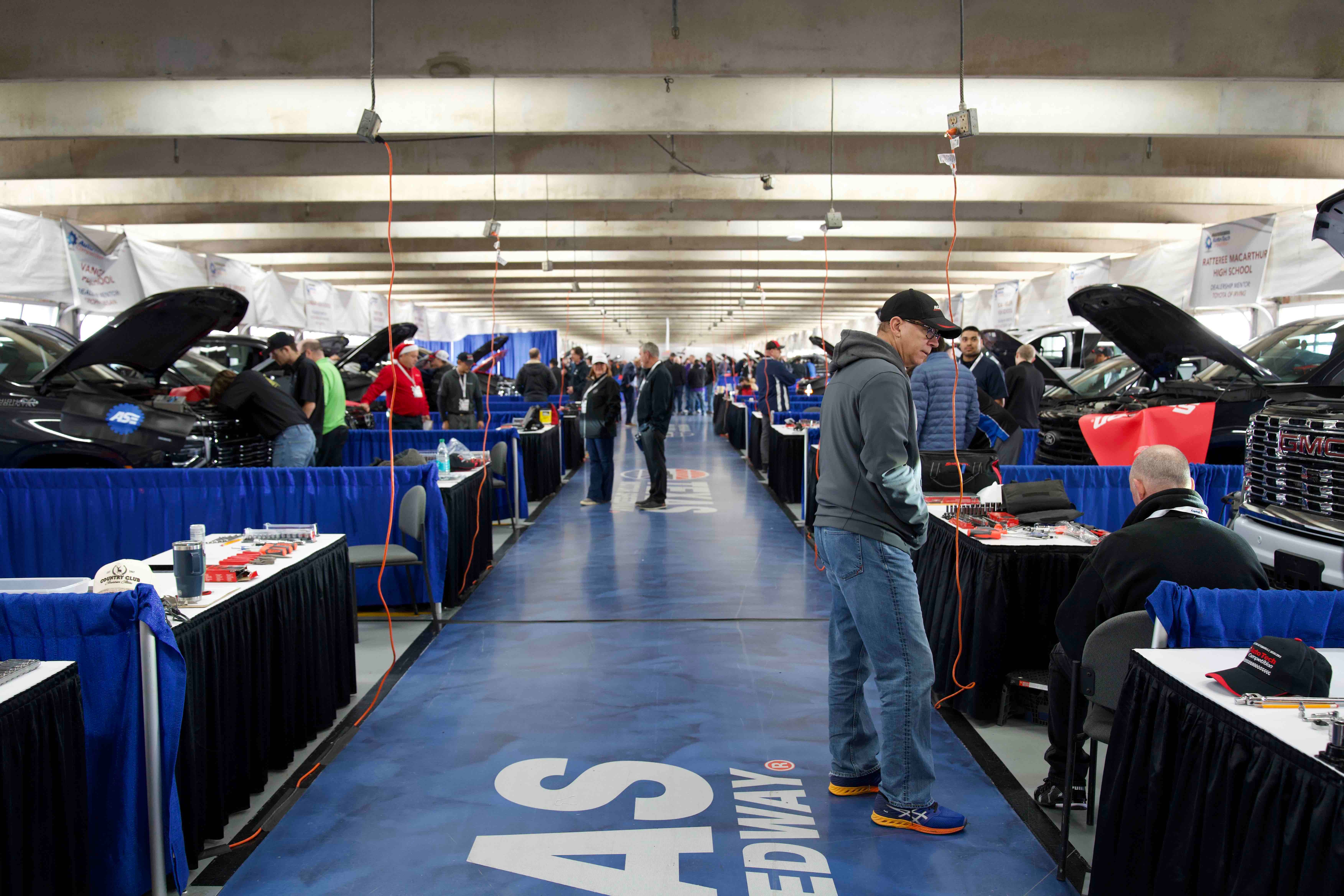 people at service bay