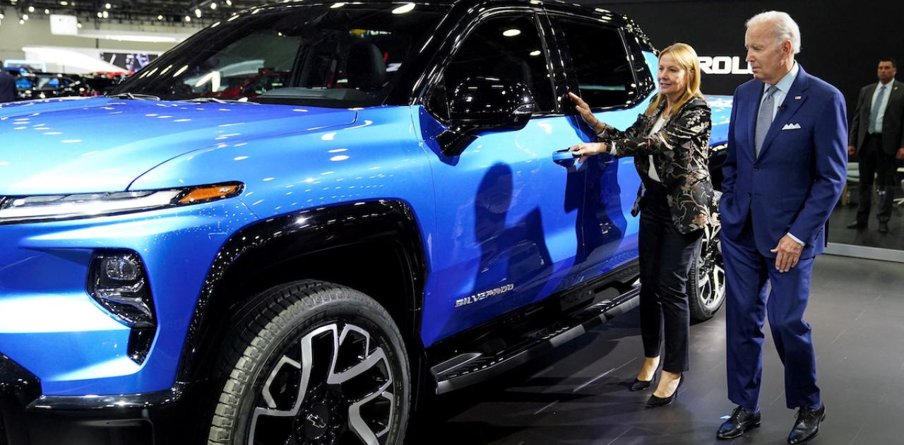 GM Could Reap Billions by Building Combustion Trucks and SUVs Through 2035 (Reuters)