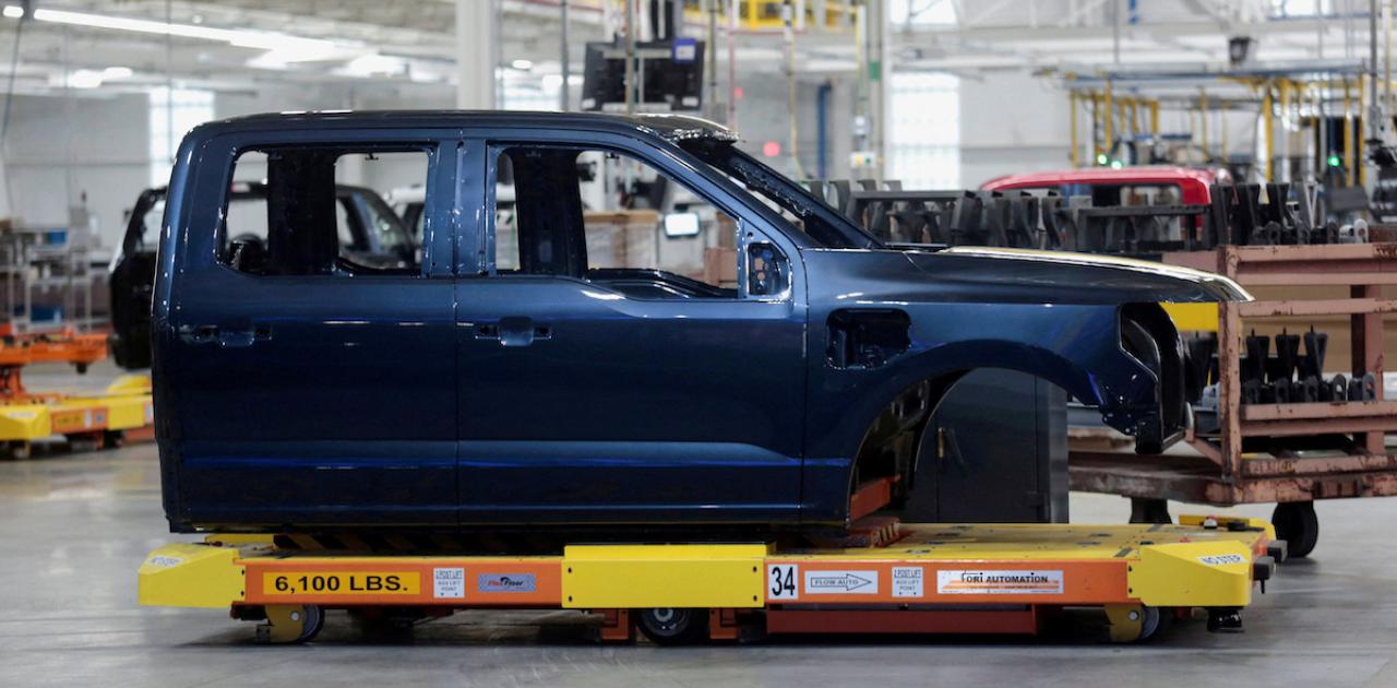 Ford Doubles Down on Hybrid Pickup Trucks (Reuters)