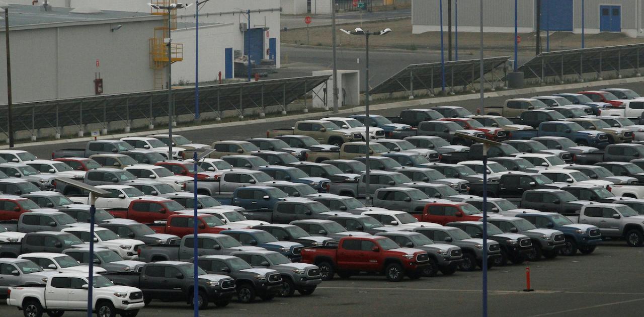 Automakers Blast US Plan to Hike Fuel Efficiency Rules (Reuters)