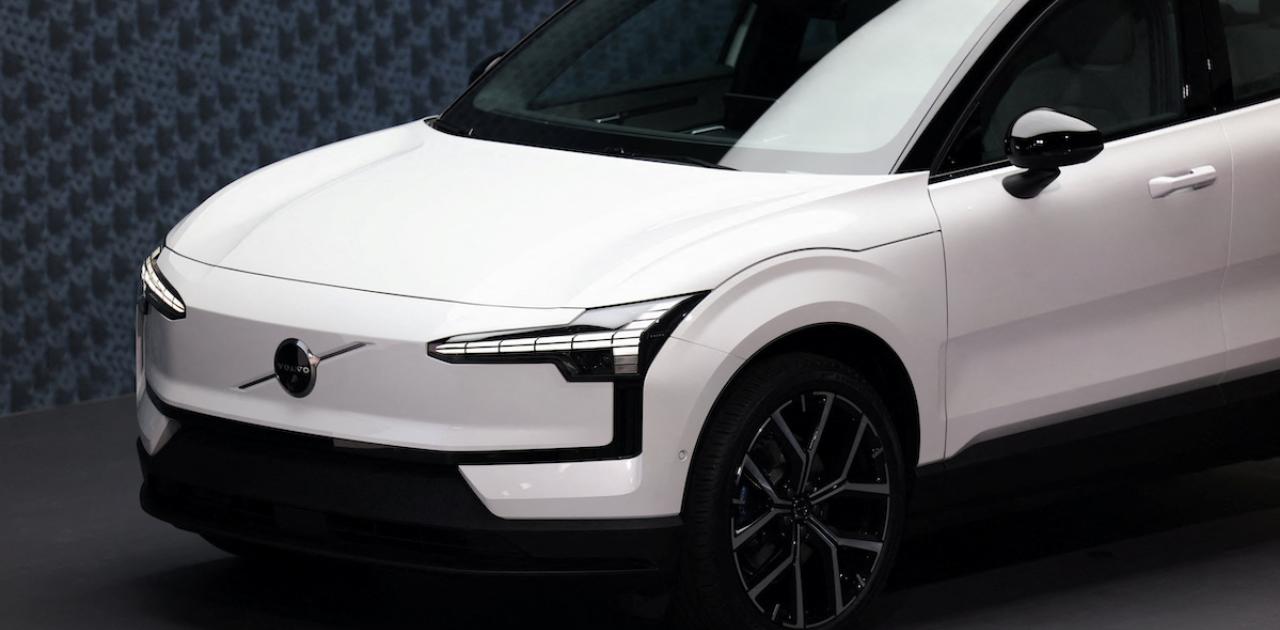 Volvo Cars&#039; November Sales Rise 8% (Reuters)