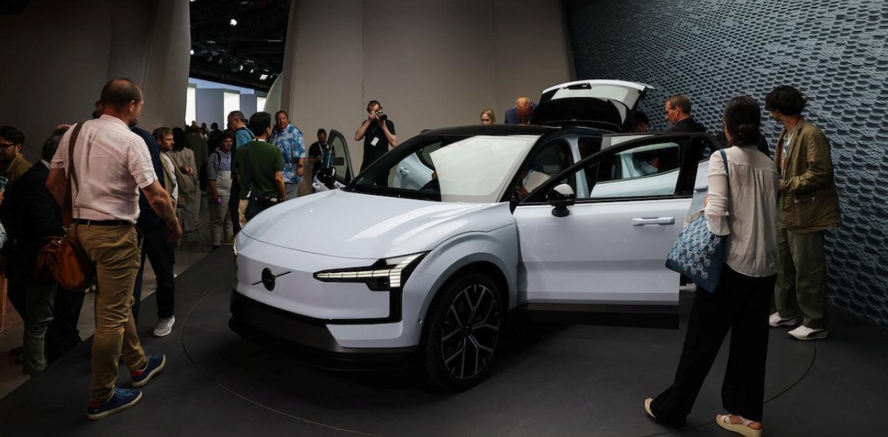 Volvo Cars Posts 2% Slide in February Sales Volume (Reuters)