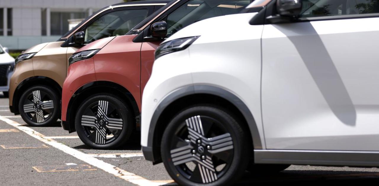 Nissan Profit Outlook Tops Projections (Bloomberg)