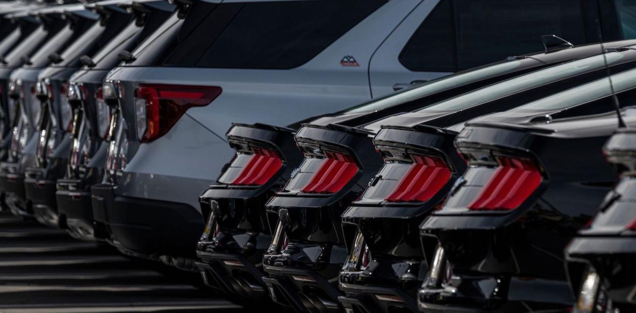 Car Prices Are Starting to Ease as Pandemic Supply-Chain Issues Fade (Bloomberg)