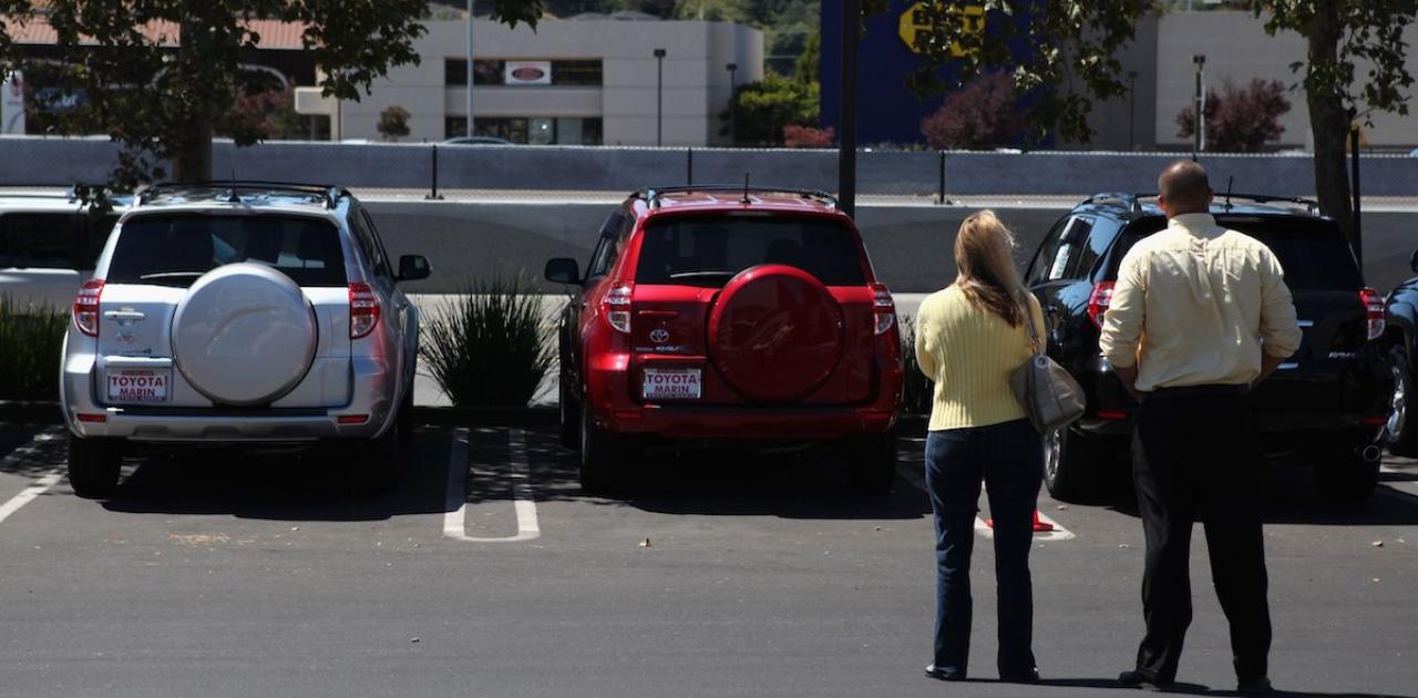 Drivers Are Buying New Cars to Replace Older Models, Even With Surging Prices (Bloomberg)