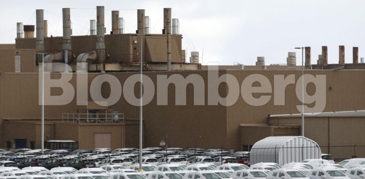 GM to Invest $13 Billion in US Operations Under Deal With UAW (Bloomberg)