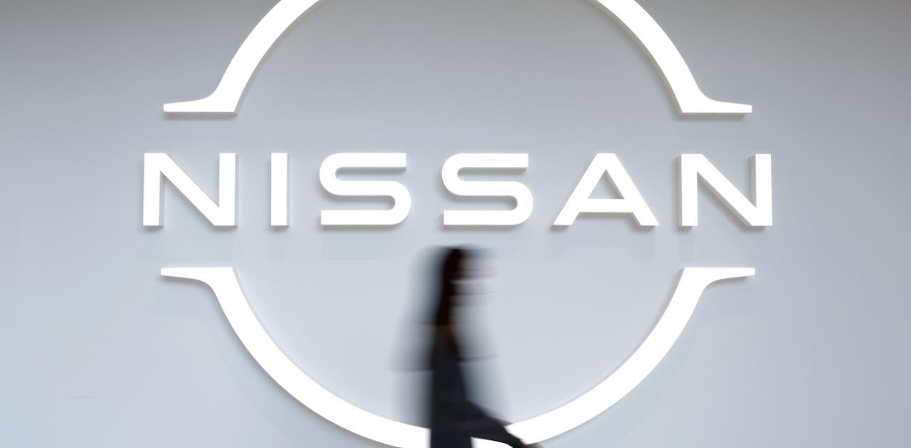 Nissan Drops After Missing Annual Profit Forecast on Weak Sales (Bloomberg)