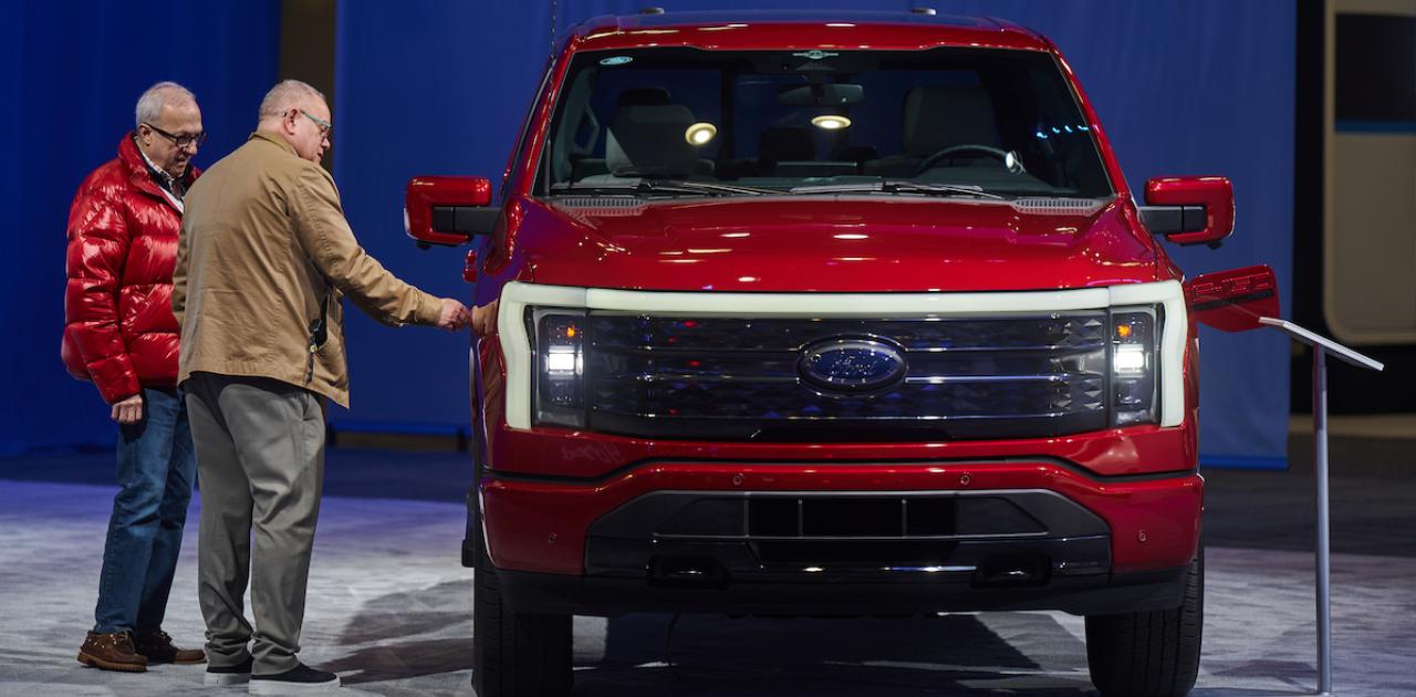 Ford Cuts Battery Orders as EV Losses Top $100,000 Per Car (Bloomberg)